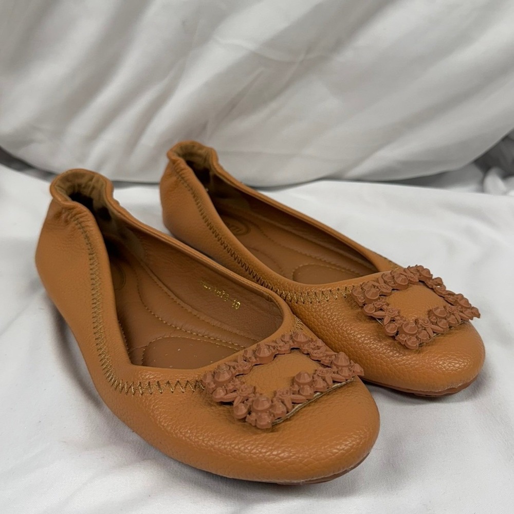Zanotti Tan Pebbled Leather Floral Buckle Ballet Flats‎ HE21673 Sz EU40/9.5